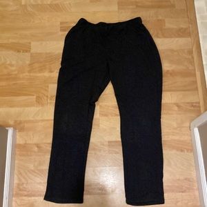 Orvis dark gray sweats, size L